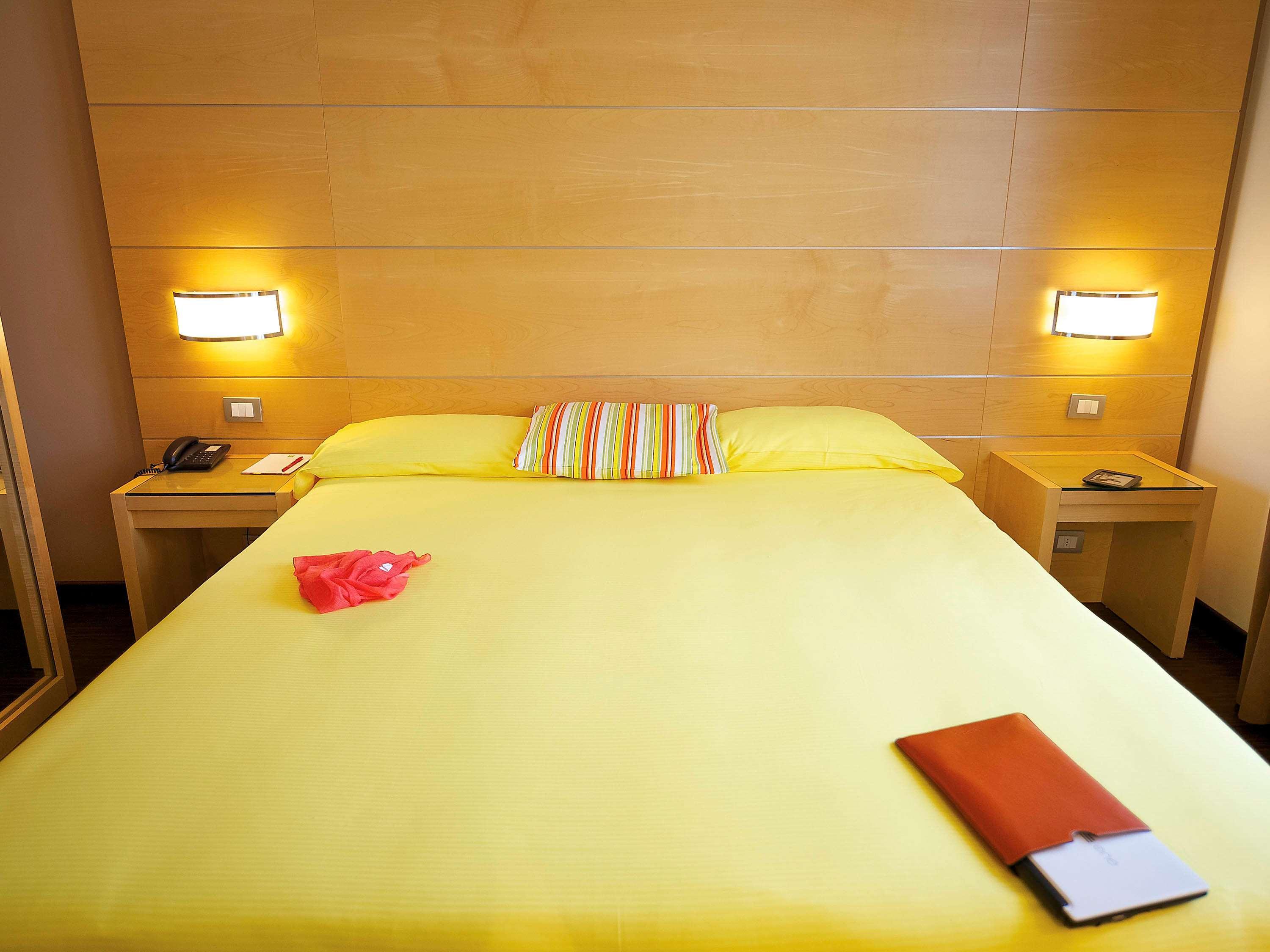 Ibis Styles Parma Toscanini Luaran gambar
