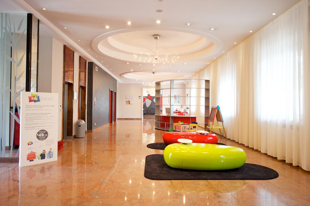 Ibis Styles Parma Toscanini Luaran gambar