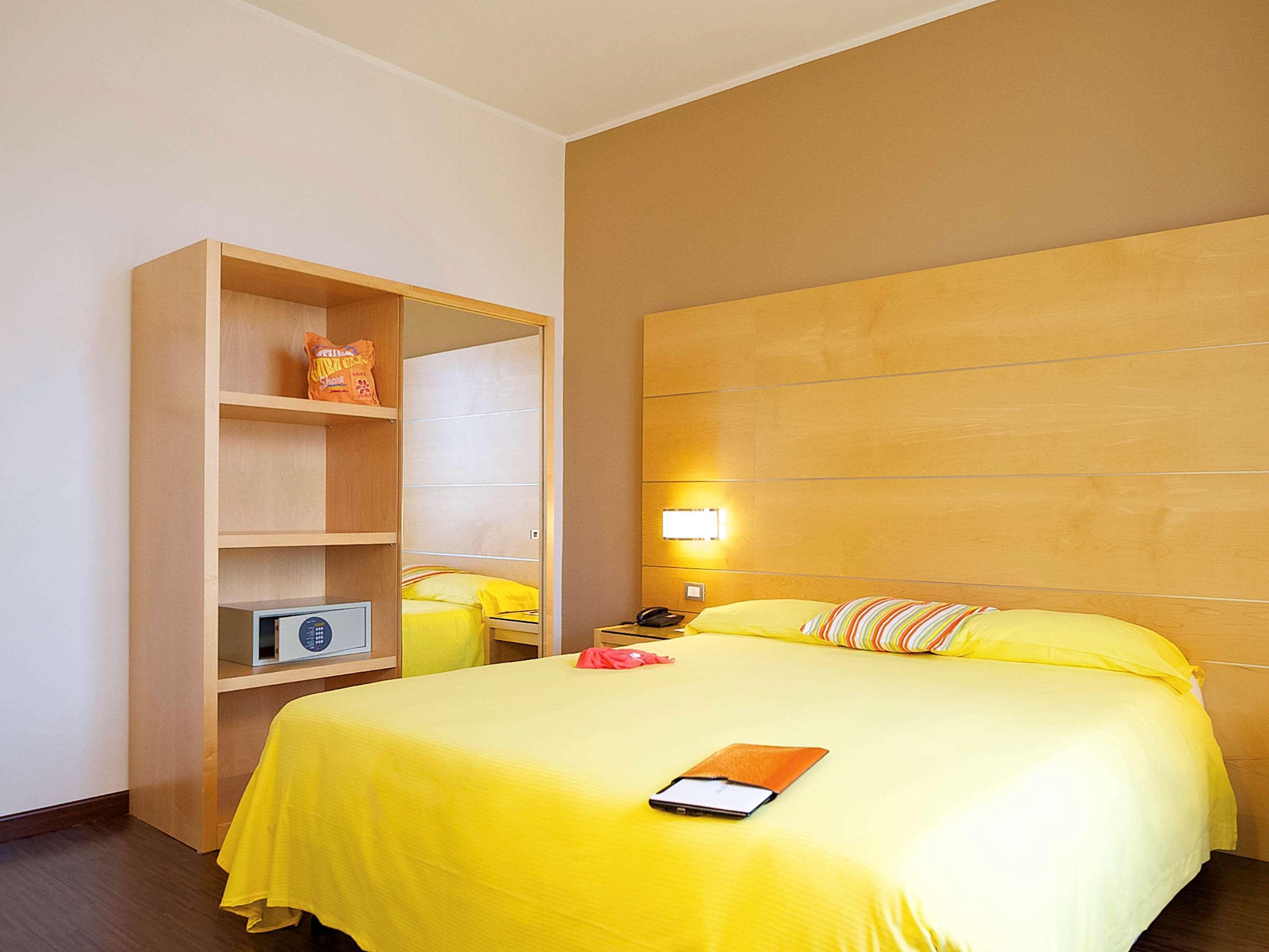 Ibis Styles Parma Toscanini Luaran gambar