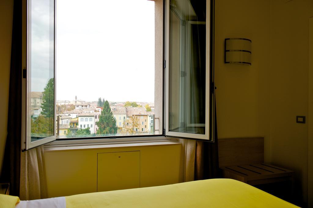 Ibis Styles Parma Toscanini Luaran gambar