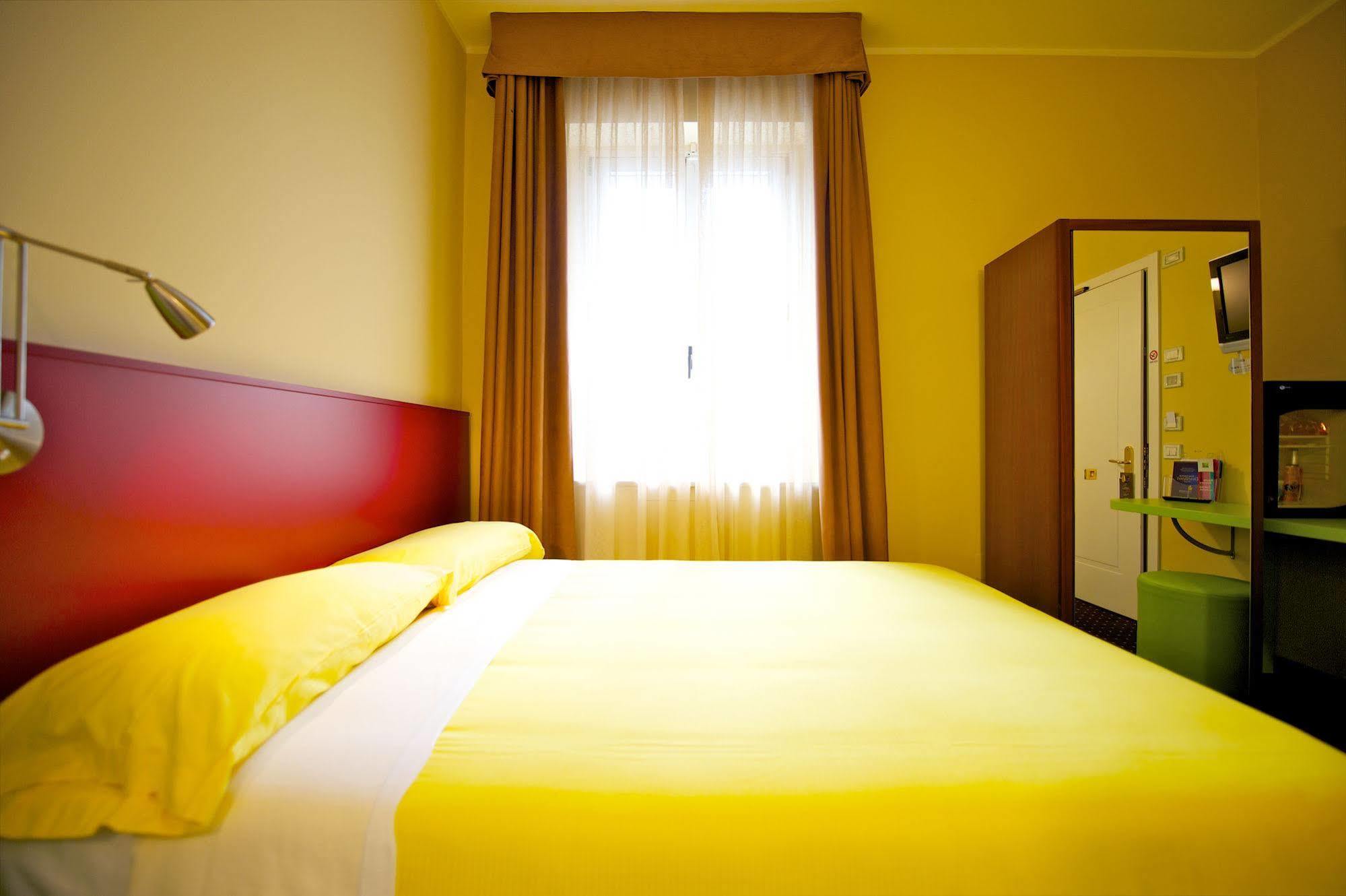 Ibis Styles Parma Toscanini Luaran gambar