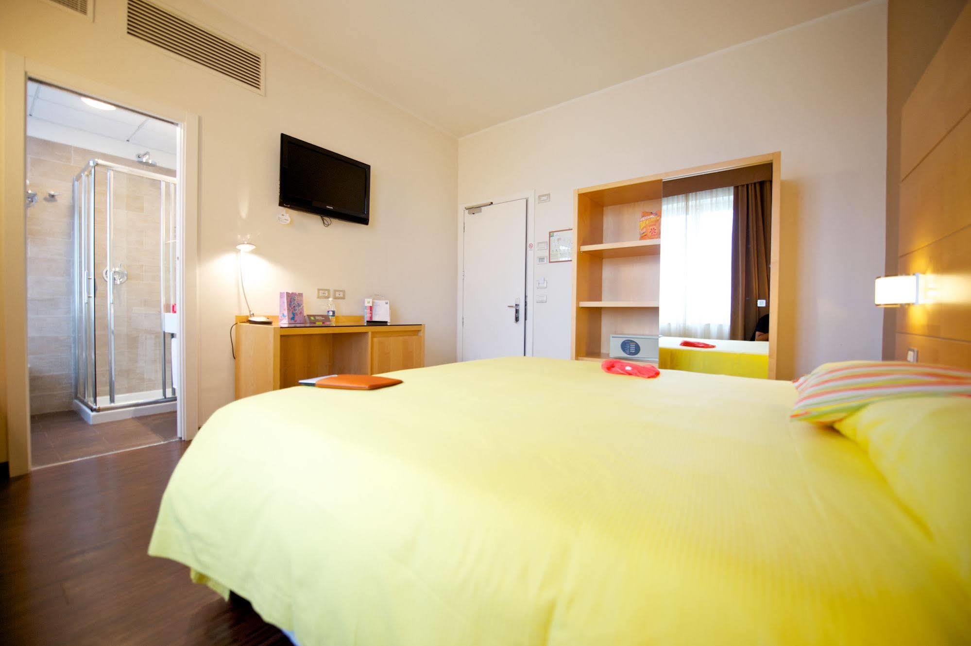 Ibis Styles Parma Toscanini Luaran gambar